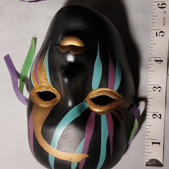 Vintage Black Ceramic Hand Painted Face Masks Set of 3 - Picture 3 of 8